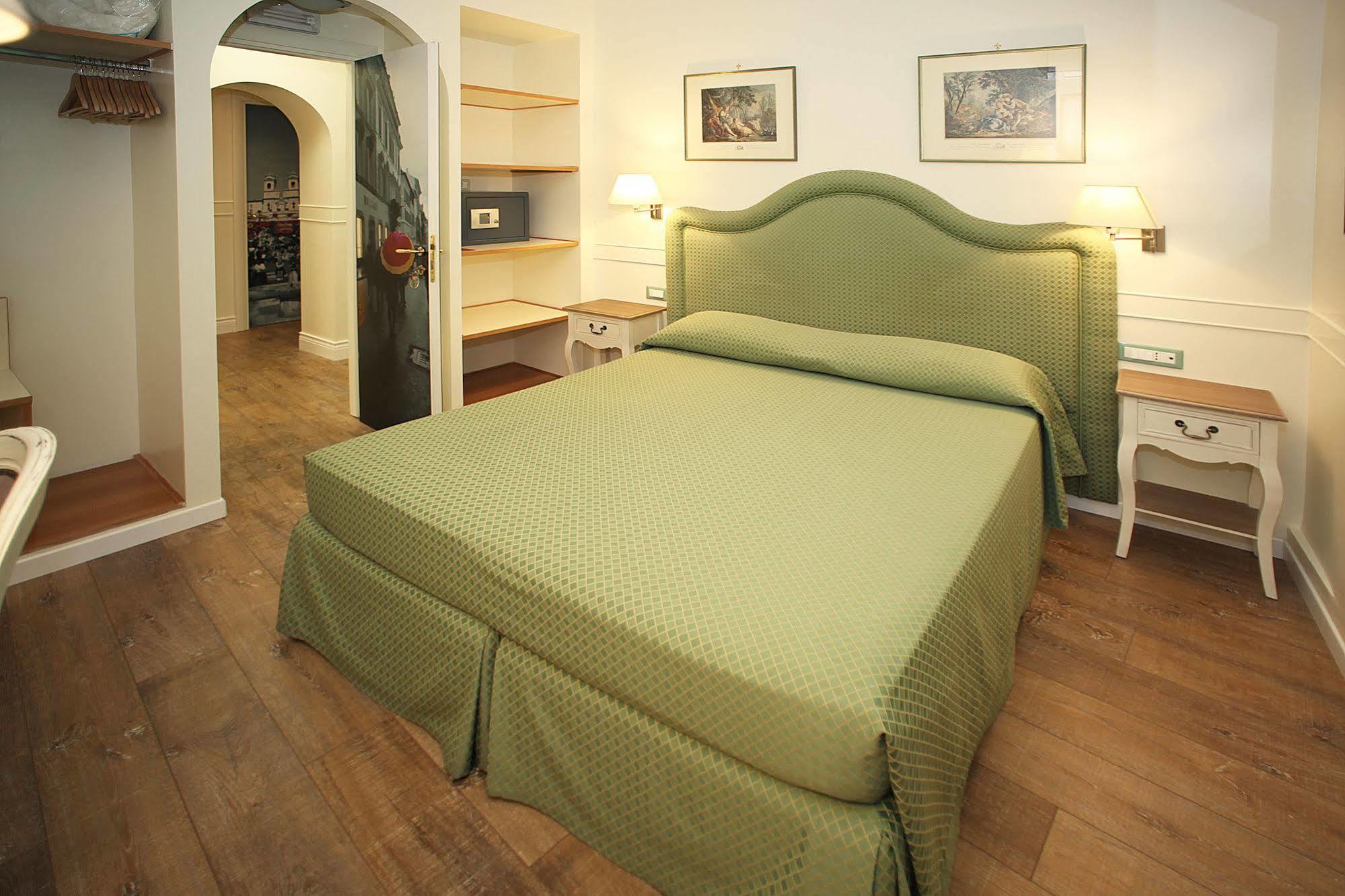 Hotel Residenza Ponte Sant'Angelo Roma Exterior foto
